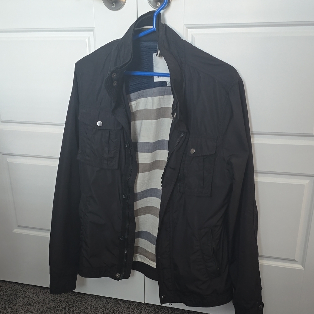 J Lindeberg wind breaker